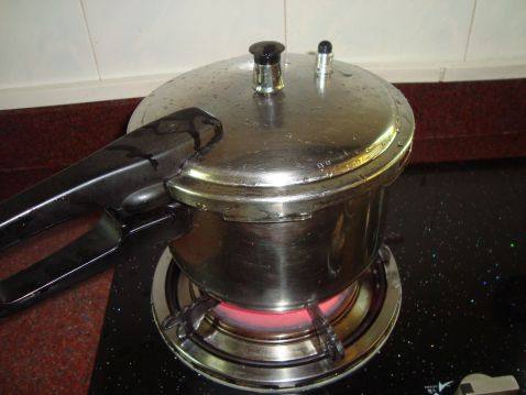 土豆烧鸭肉步骤5