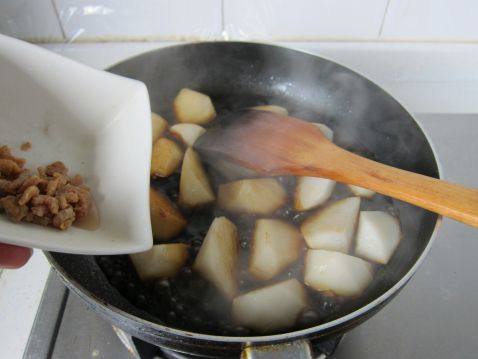 红烧开洋萝卜步骤5