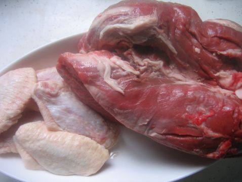 鸡翅炒牛肉步骤1