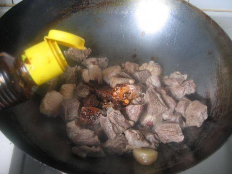 鸡翅炒牛肉步骤5