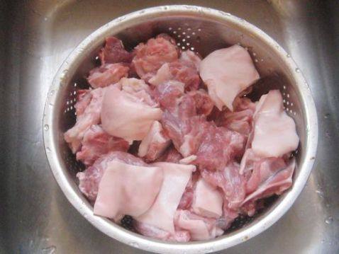 羊肉芋仔煲步骤1