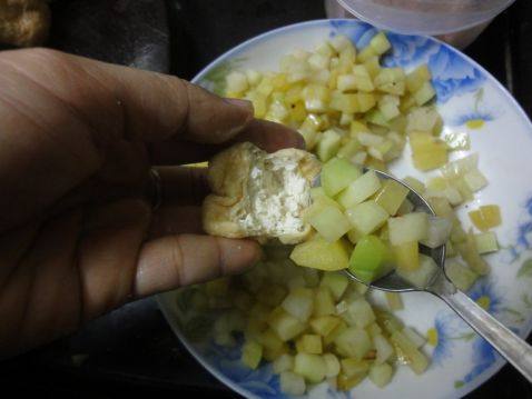 豆腐干醸土豆粒步骤4