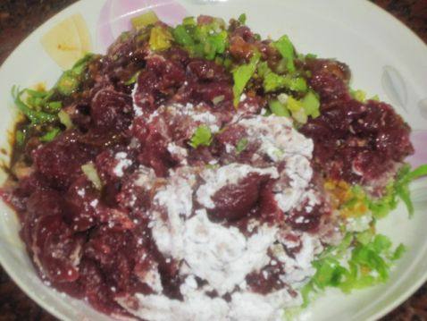 芥蓝骨炒牛肉步骤2