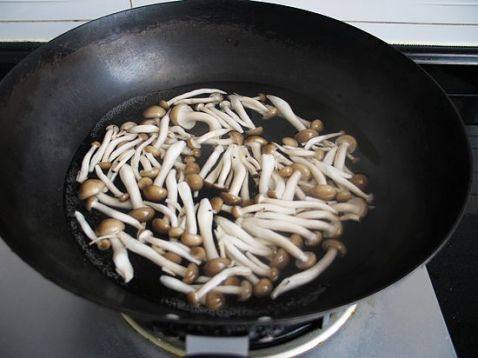 牛肉磨菇步骤10