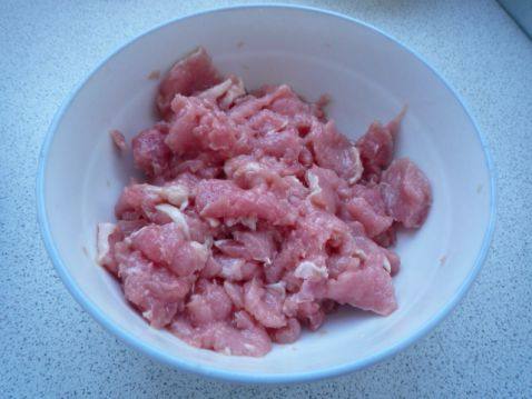 彩椒炒牛肉步骤2