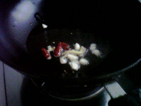 风味土豆烧豆角步骤3