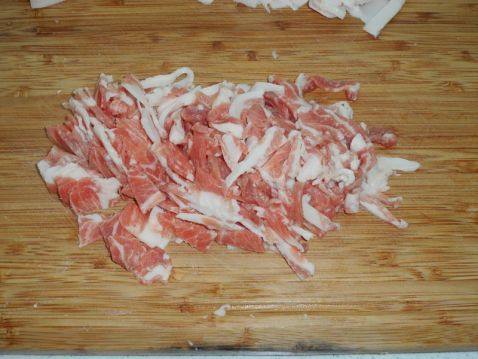 土豆片炒肉步骤2
