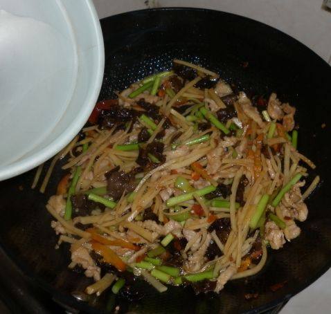 新版鱼香肉丝步骤14