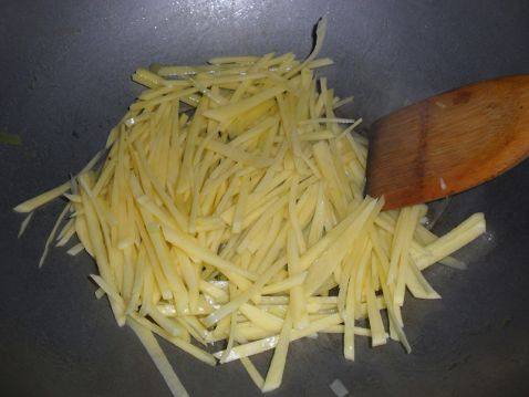 土豆丝汤步骤2