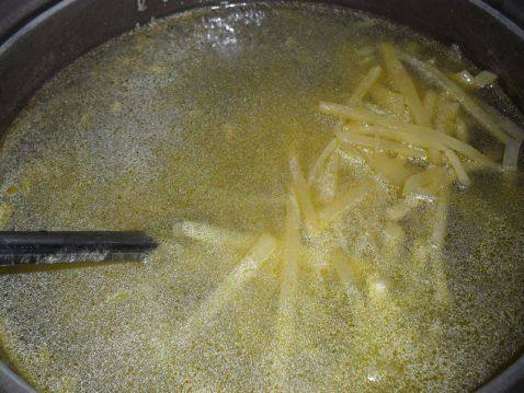 土豆丝汤步骤3