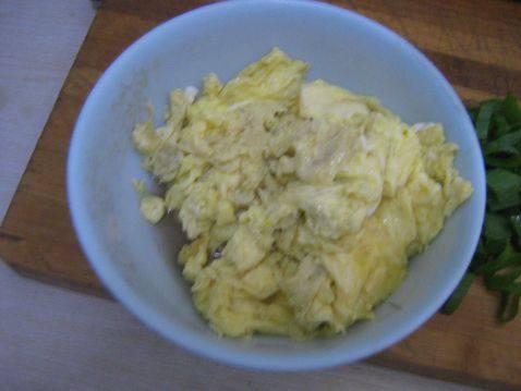 长豆角炒鸡蛋步骤4