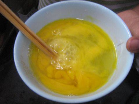 长豆角炒鸡蛋步骤2