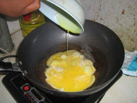 长豆角炒鸡蛋步骤3