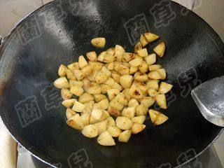 干煸椒麻小土豆步骤3
