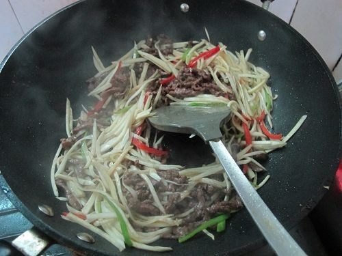 南昌特色茭白小炒牛肉步骤9