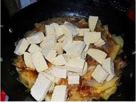 白菜炖冻豆腐步骤8