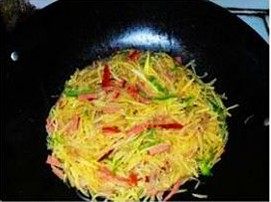 炒丝丝步骤7