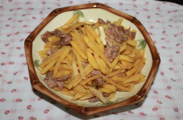 猪肉炒土豆丝 步骤5