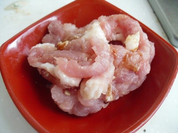 辣椒炒肉丝步骤3