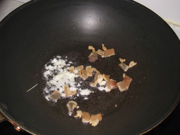 猪油渣炒土豆青椒丝[步骤3