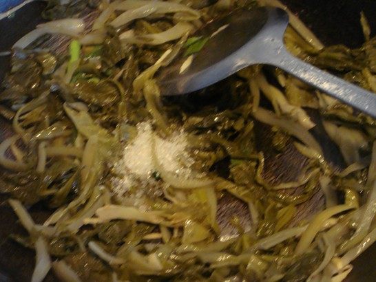 酸菜炒牛肉步骤4
