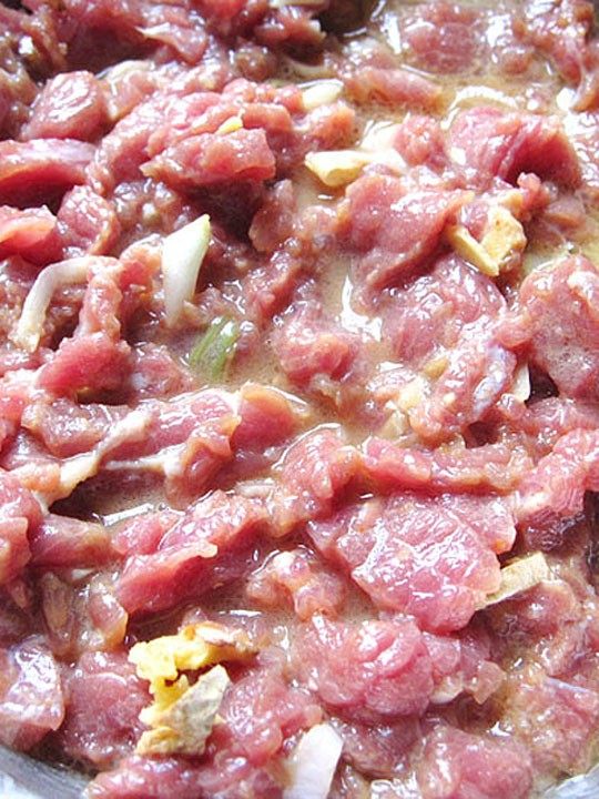 家常炒牛肉步骤1