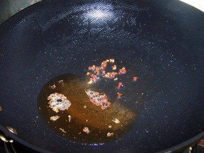 麻辣干锅田鸡步骤5