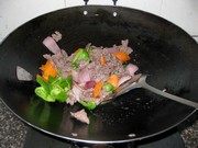 家常牛肉小炒步骤10