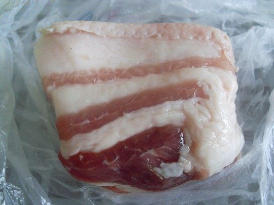 五花肉炖架豆步骤2