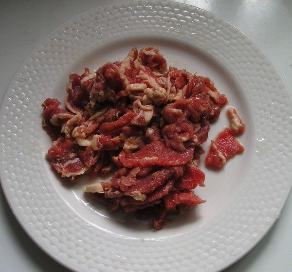 牛肉冻豆腐炖粉条步骤1