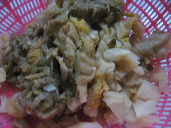 酸菜土豆汤步骤2