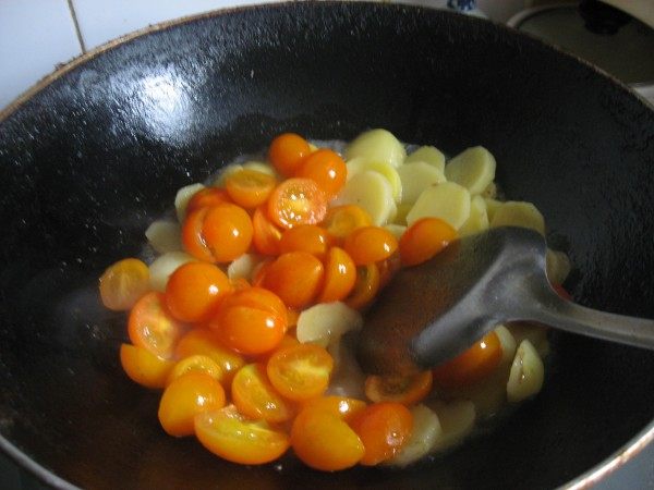 圣女果土豆步骤5