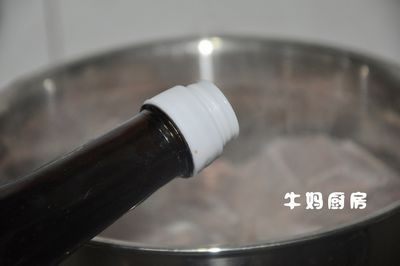 鸡蛋卤牛肉步骤2