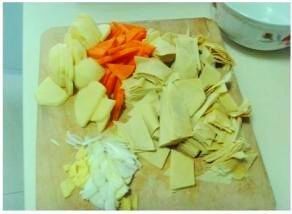 炖干豆腐步骤2