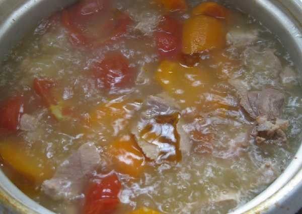 红萝卜薯仔蕃茄汤步骤4