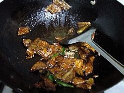 青椒土豆炒肉片步骤4