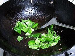 青椒土豆炒肉片步骤6