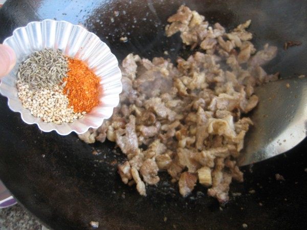 香辣孜然牛肉片步骤7