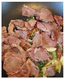 羊肉烧白萝卜步骤5