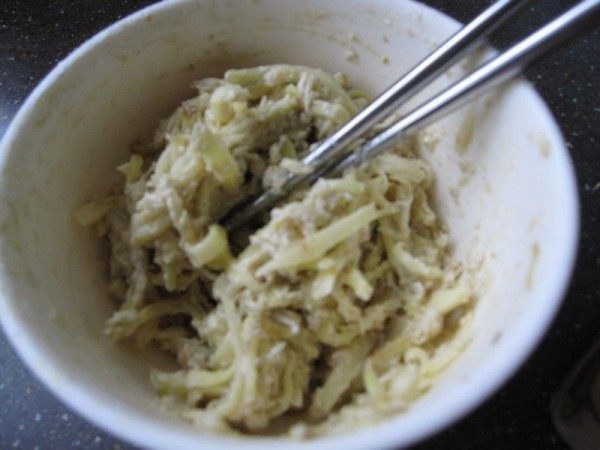 咖喱土豆黄瓜片步骤1