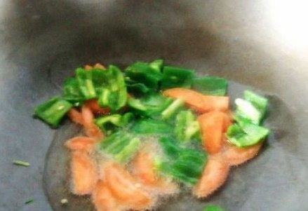 炒菜花步骤3