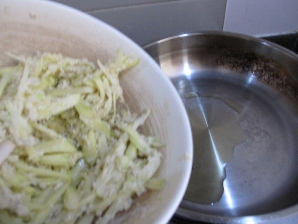 奶香土豆丝步骤6