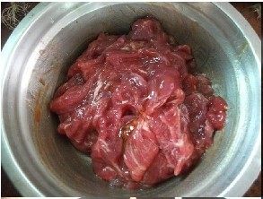 青椒牛肉步骤1