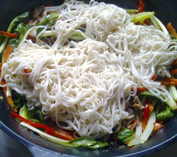 什锦羊肉炒面步骤14