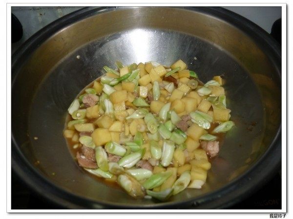 土豆芸豆烧肉步骤3