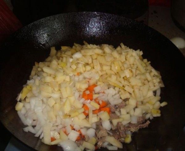 咖哩牛肉饭步骤3