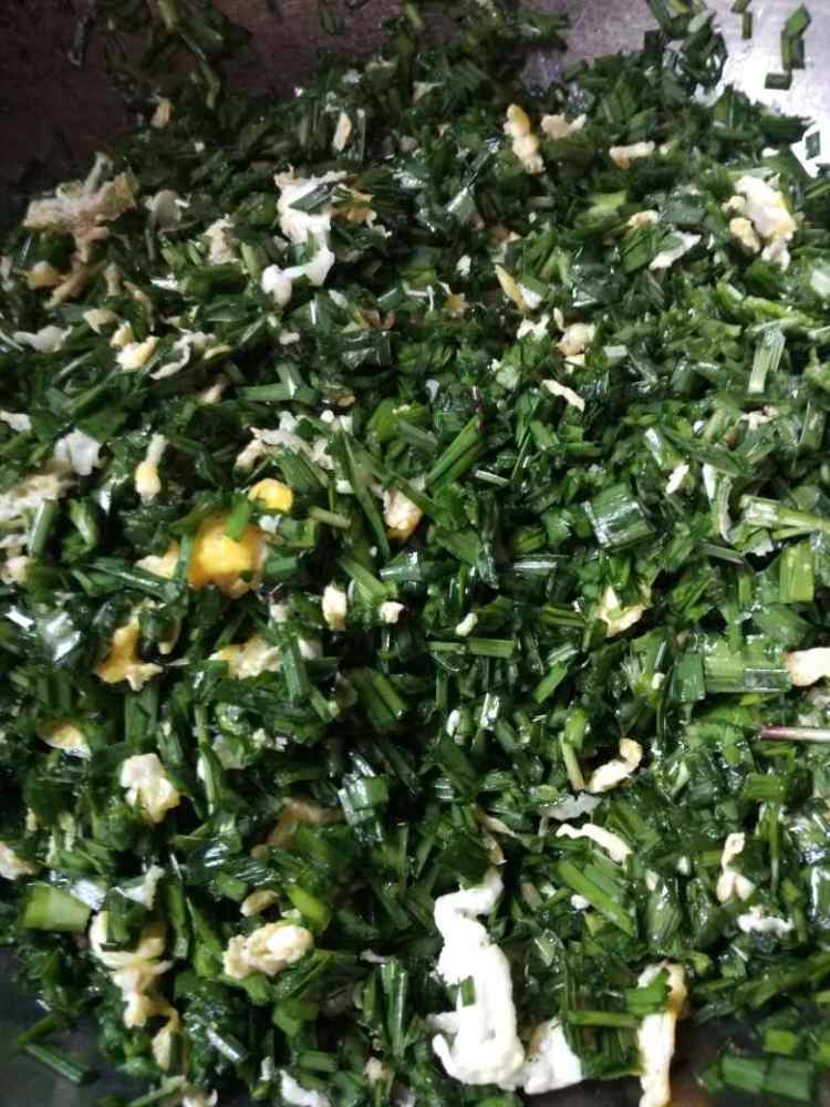 韭菜鸡蛋馅饼步骤9