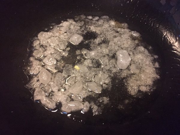 琥珀核桃仁步骤2