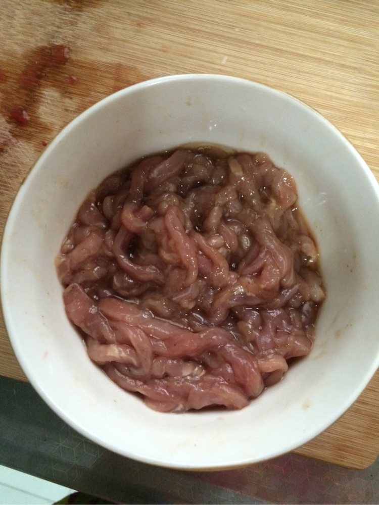 韭黄肉丝步骤4