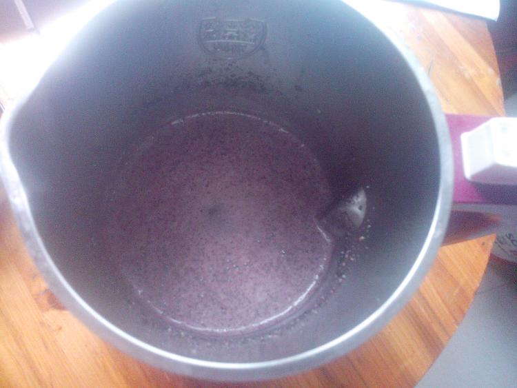 紫薯黑米芝麻糊步骤5